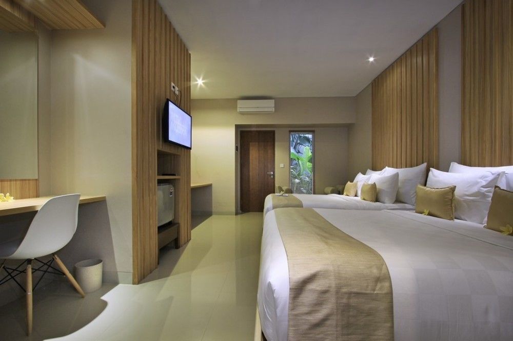 Hotel Puri Padma 3*