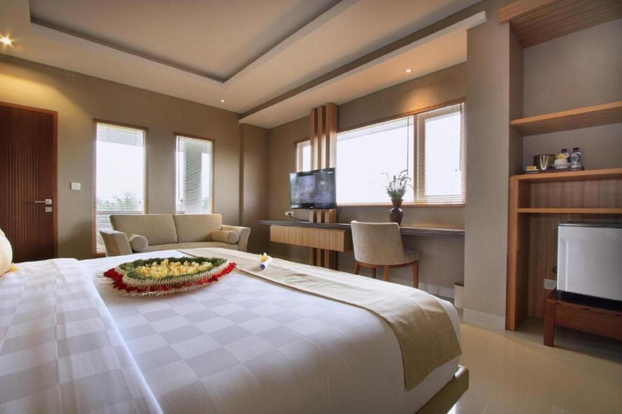Hotel Puri Padma 3*